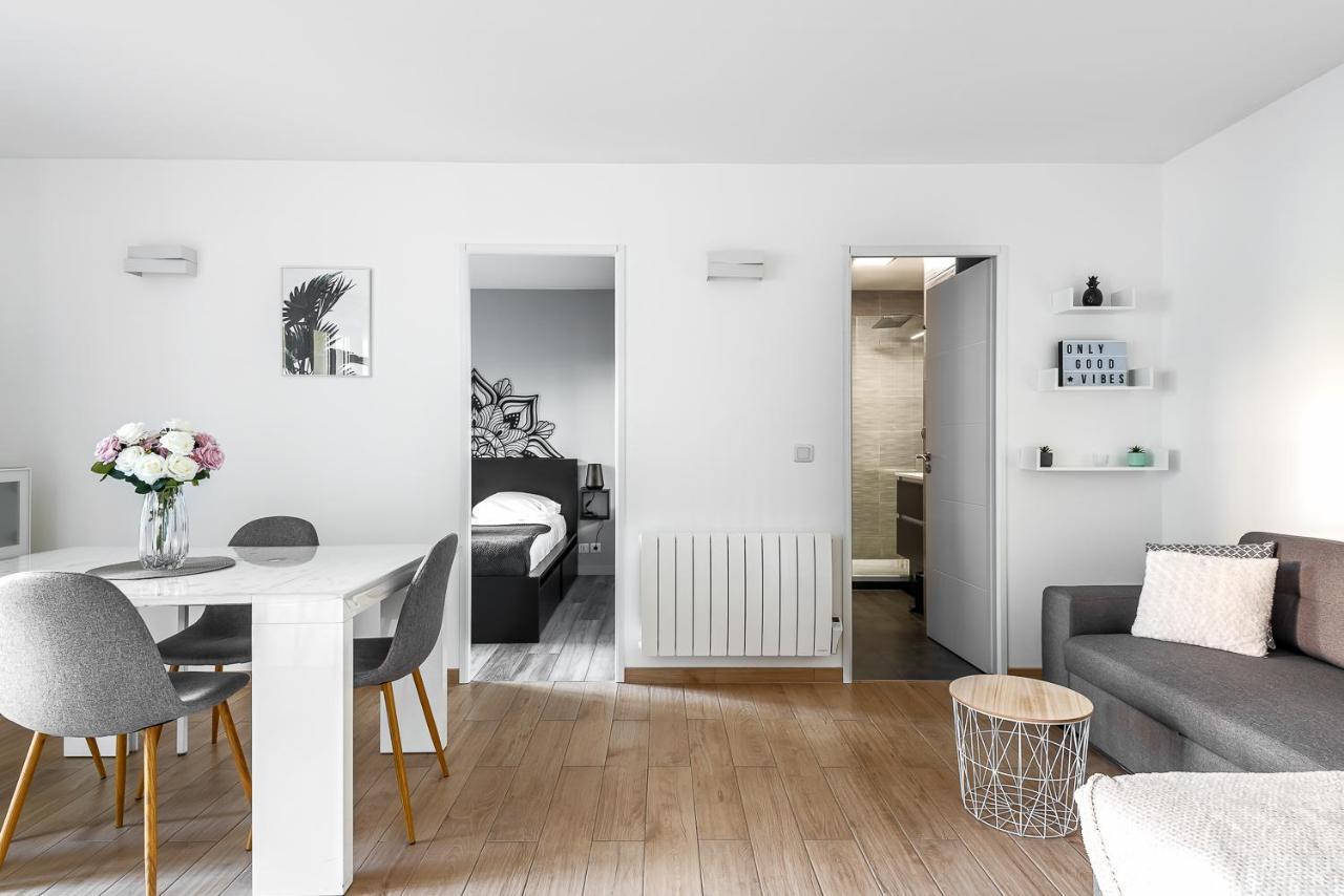 מאני-לה-הונגרה 1 Bedroomed Camille Near Disneyland Paris מראה חיצוני תמונה